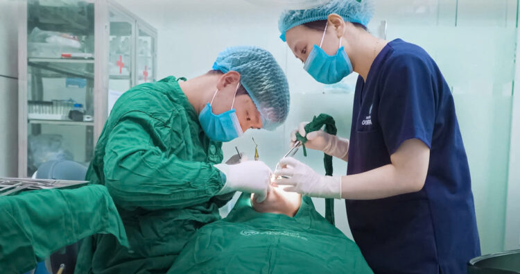 Sự khác biệt khi trồng răng tại Nha khoa Olympia – với bác sĩ chuyên sâu là gì?