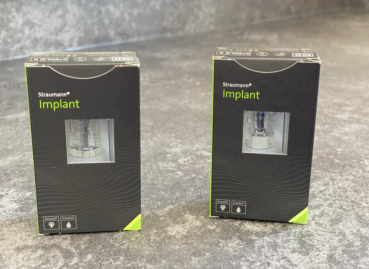 Cách nhận biết trụ STRAUMANN hàng chính hãng 