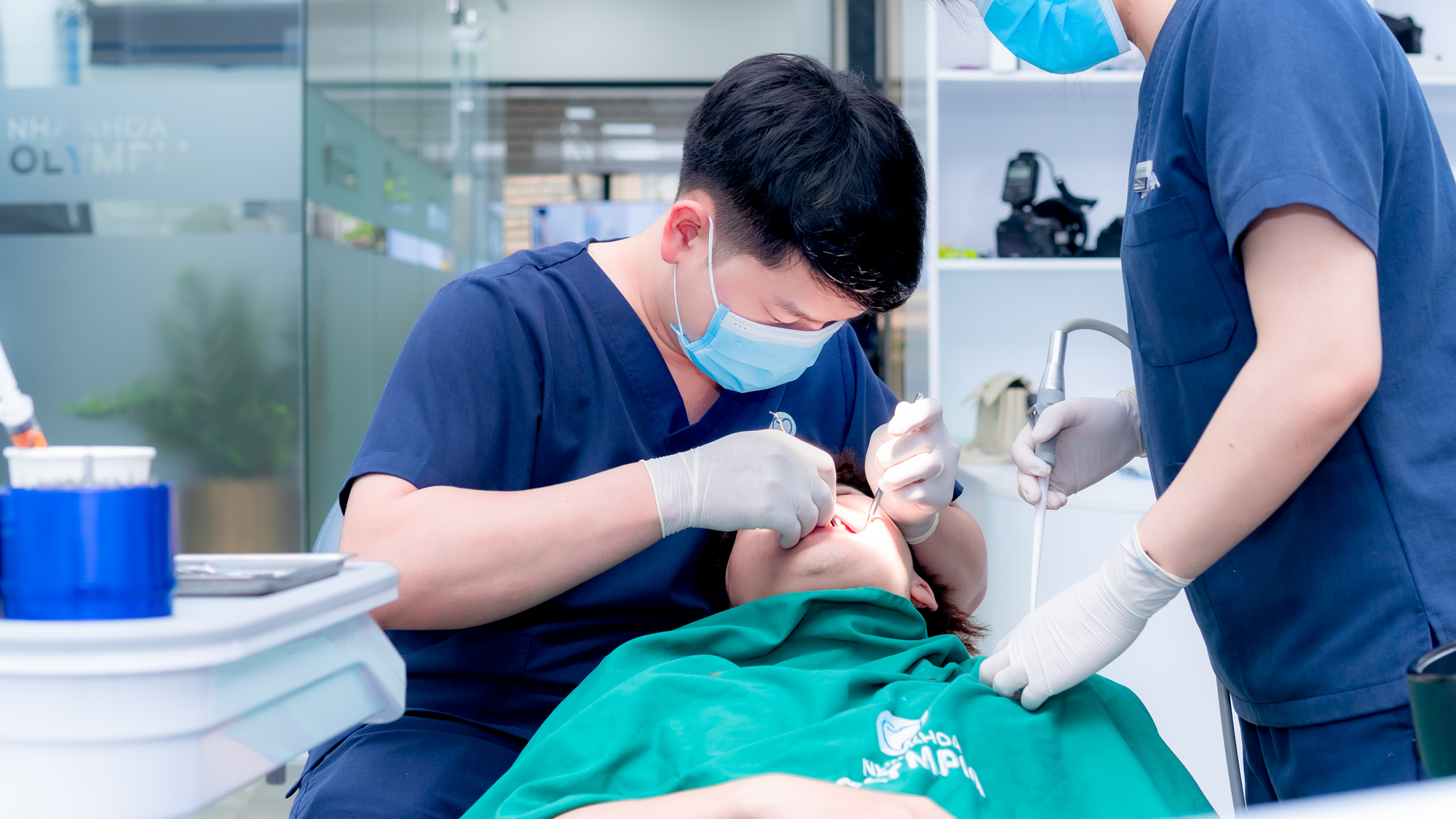 Trồng răng Implant có đau không?