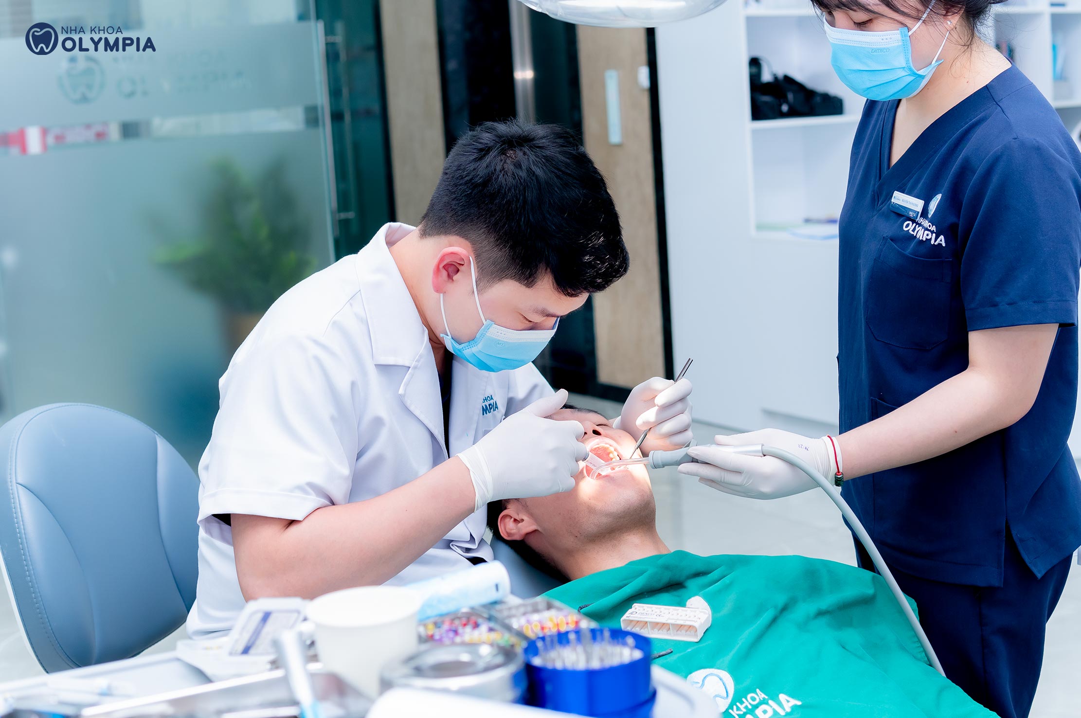 BS Bùi Hưng – Chuyên gia Implant số hóa tại Nha khoa Olympia là ai?