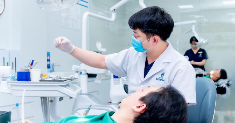 Mức độ tích hợp xương khác nhau theo từng độ tuổi