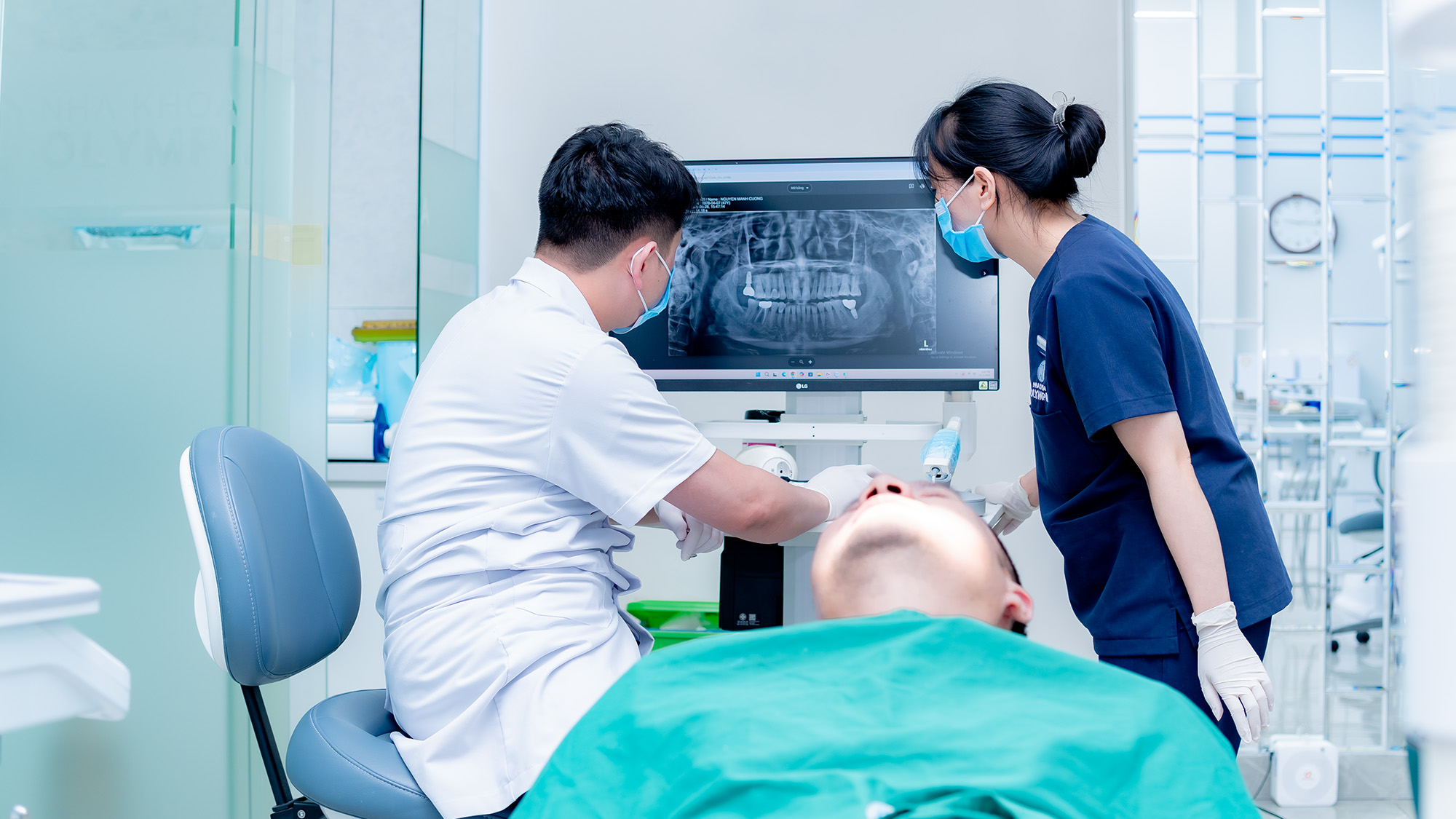 Thách thức thực sự khi trồng Implant cho người mặt vuông