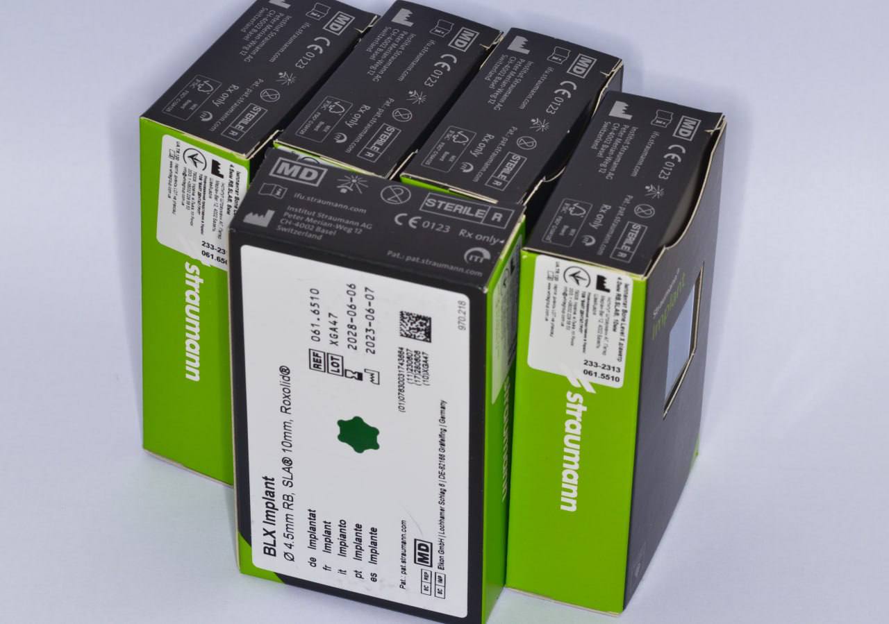 Nhóm Implant Thụy Sĩ – Tiêu chuẩn vàng cho vùng răng cửa