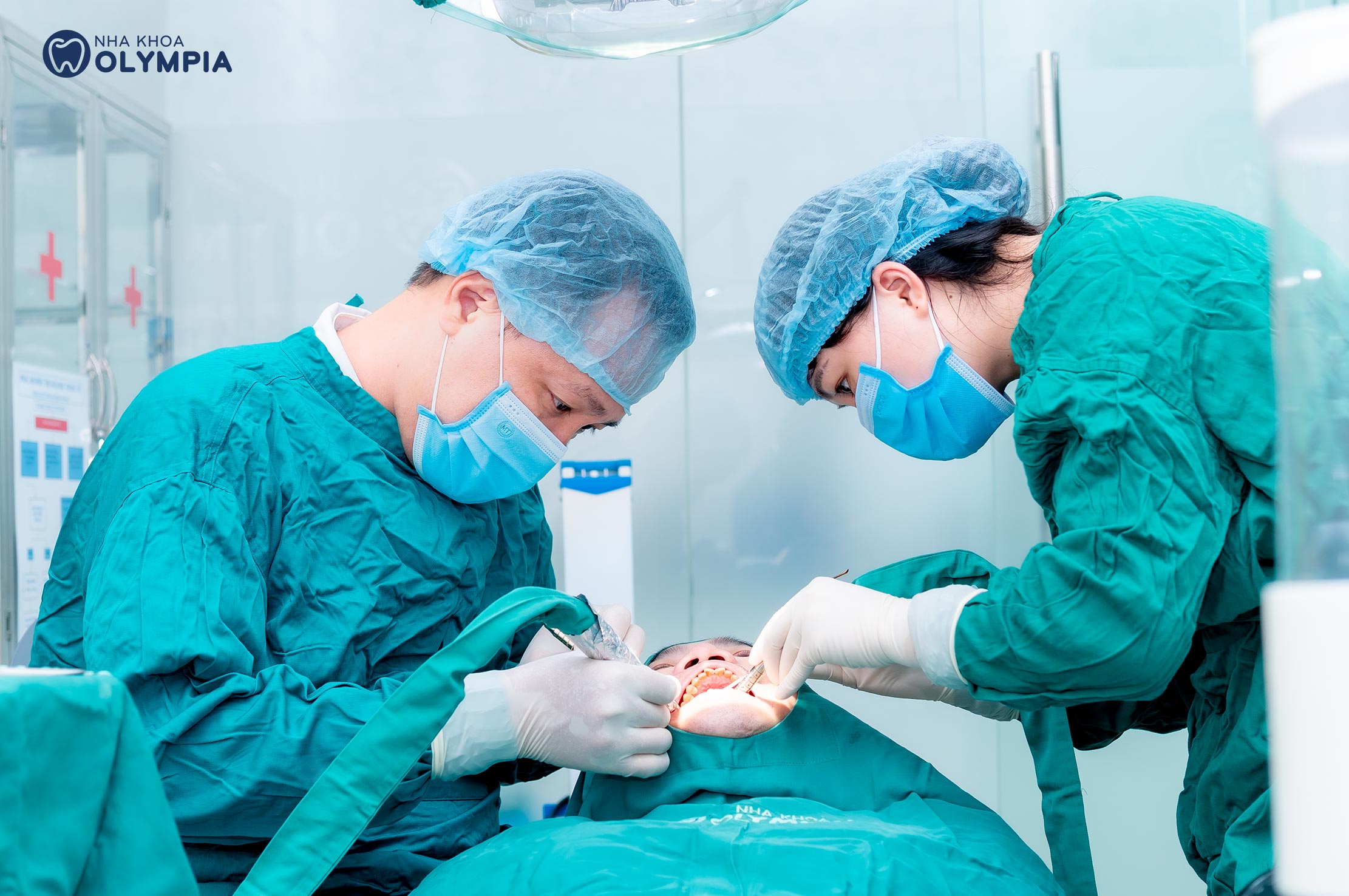 Một bác sĩ điều trị nha khoa 20 năm, tôi thực sự đã gặp quá nhiều bệnh nhân có vấn đề khi chọn sai giải pháp